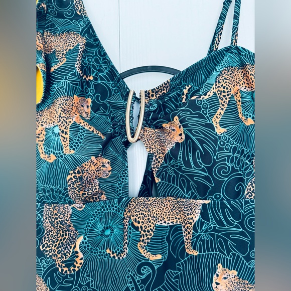 Gorgeous Cheetah print safari style fill Covrage v wire one piece swim suit - Picture 12 of 16